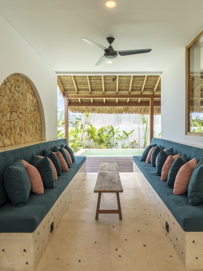 Galería de una villa de Marlaca en operación
